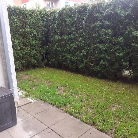 Sloneczny Apartament Z Malym Ogrodkiem Вейгерово Екстер'єр фото